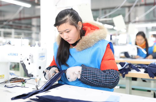 贵州玉屏 服装加工助力就业增收